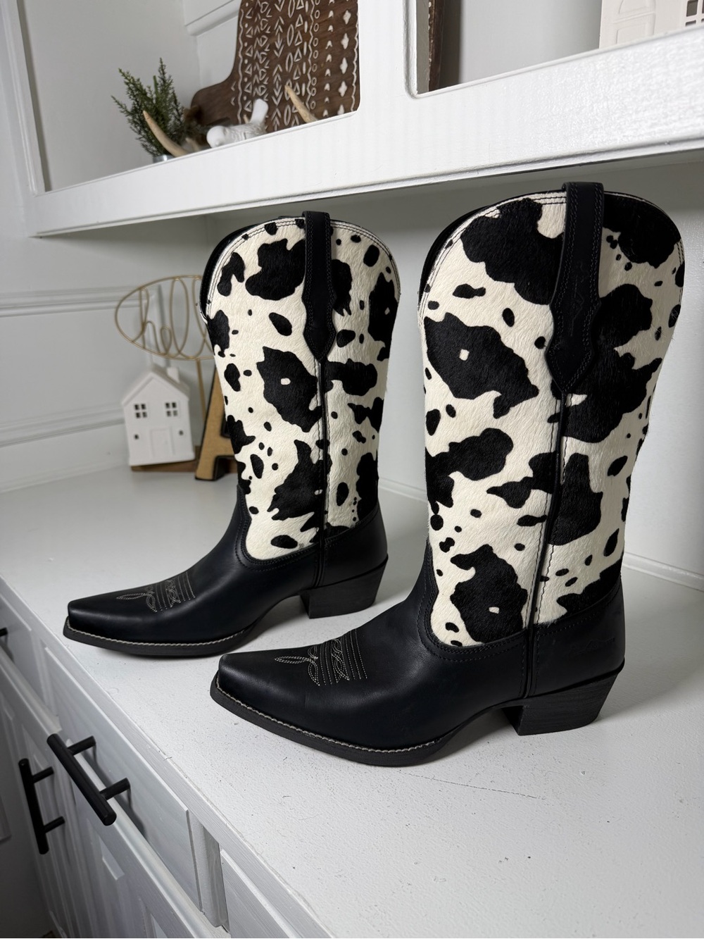 Montana West Cow Print Cowboy Boots Women's 8.5 Black Leather Western Boots